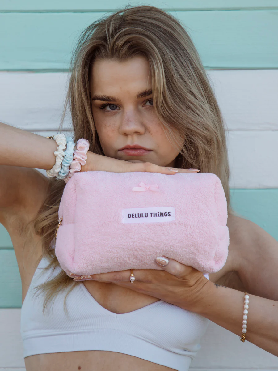 Blissful Pure Silk Medium Scrunchie Cream Pink - Image 5