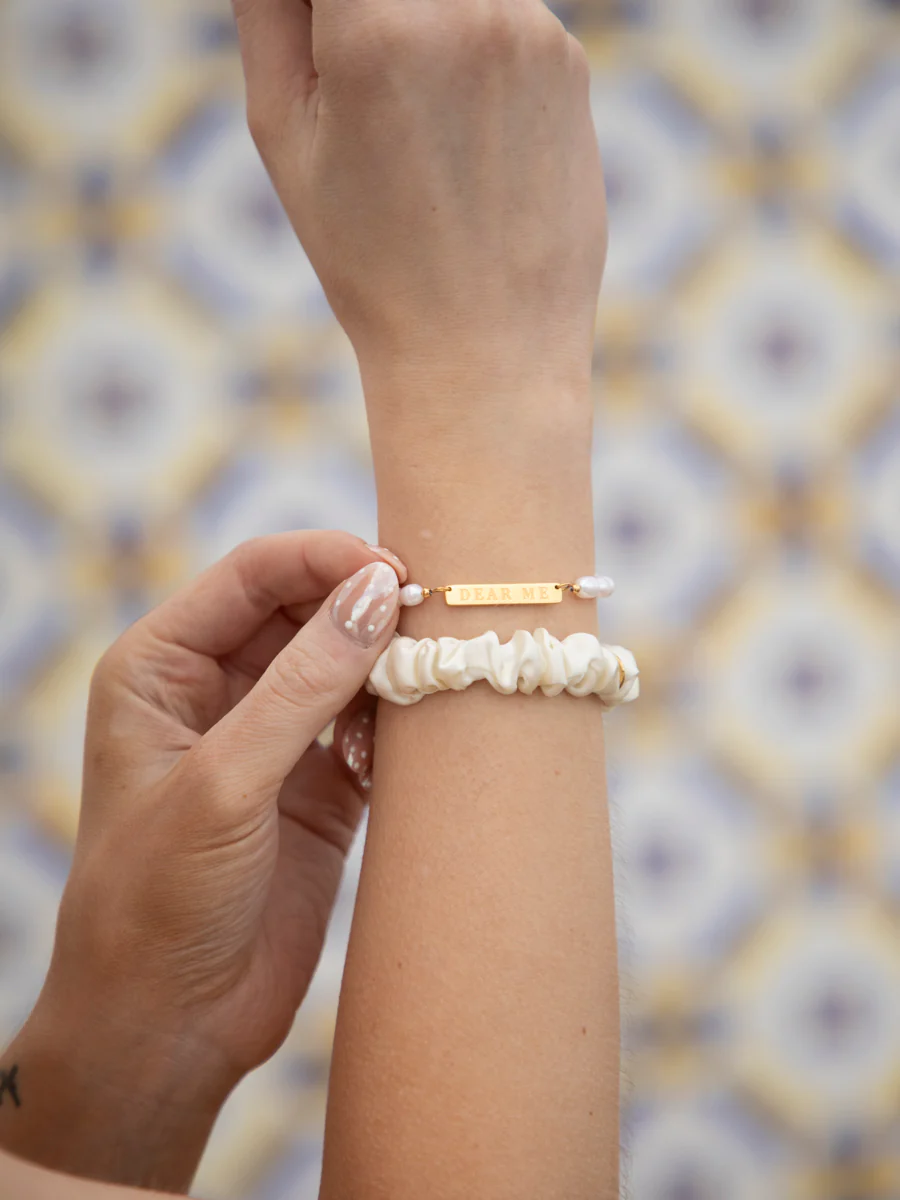 Blissful Pure Silk Scrunchie Cream White - Image 2