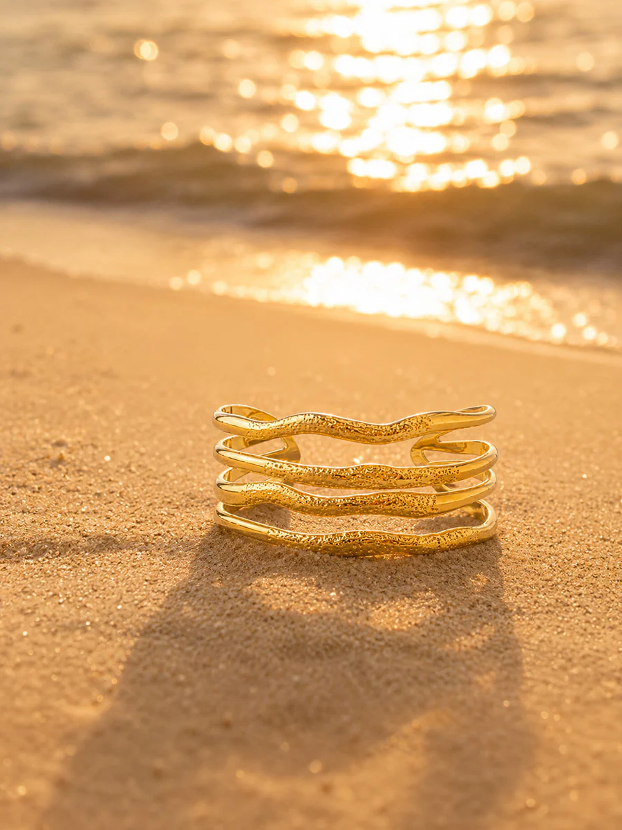 Delicate Ripple Armcuff - Image 4