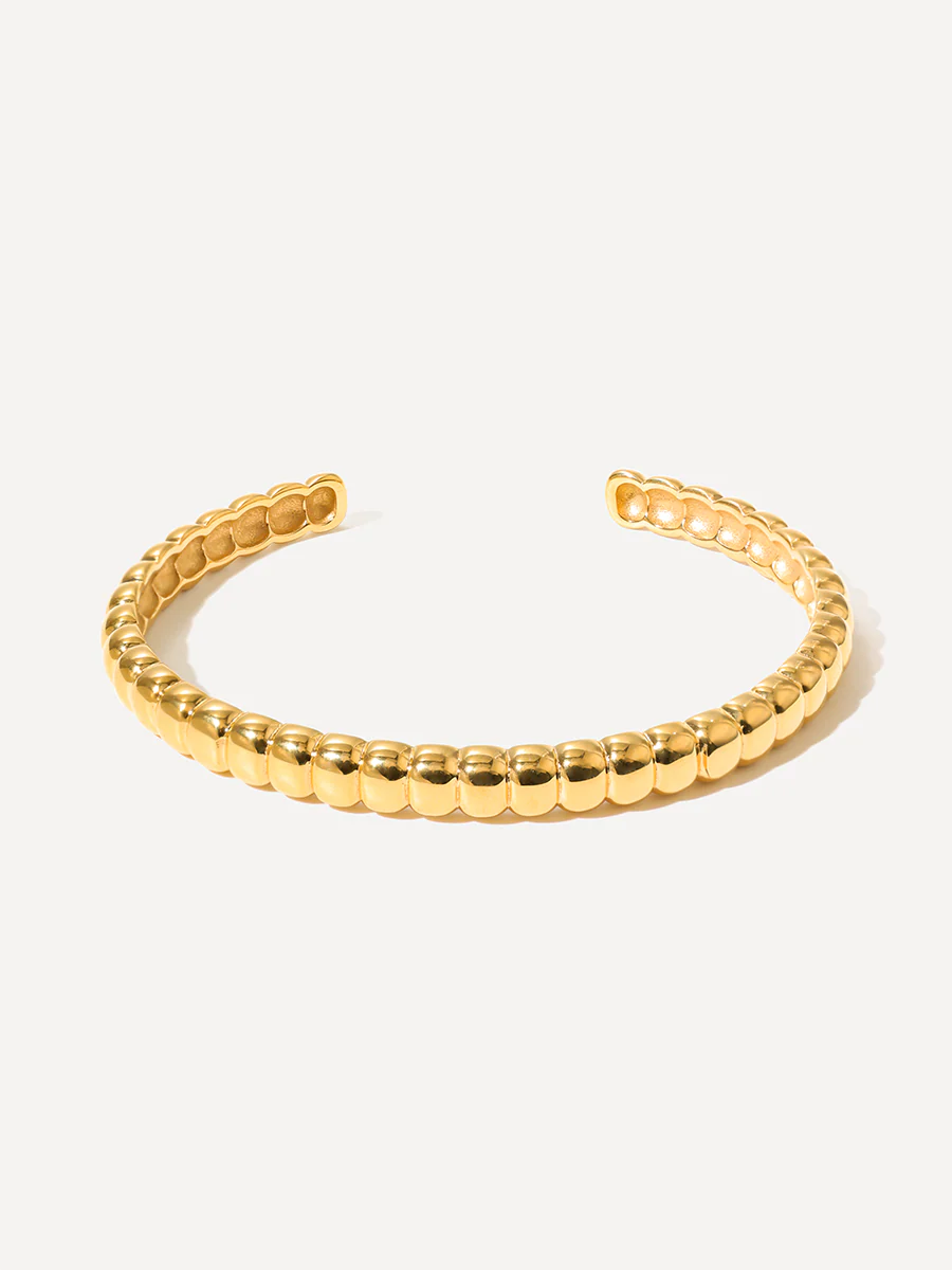 Lustrous Wave Armcuff